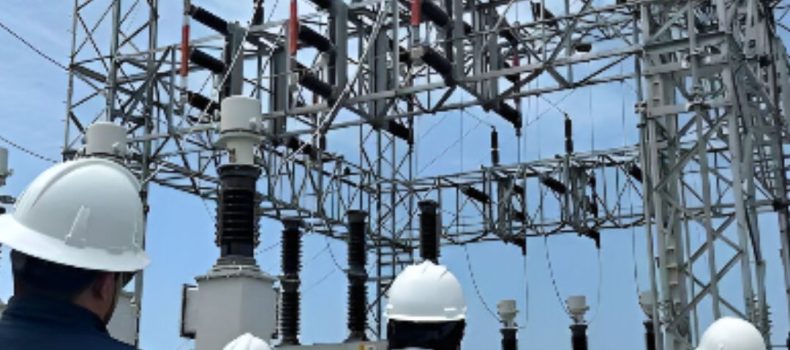 Colombia suspendió venta de electricidad a Ecuador