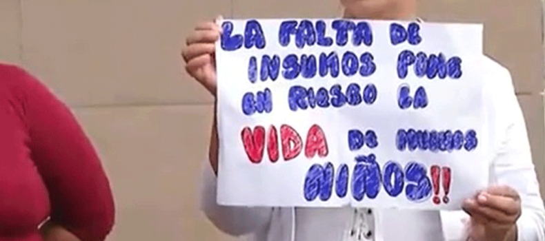 Madres denuncian escasez de insumos para diálisis infantil en hospital de Guayaquil