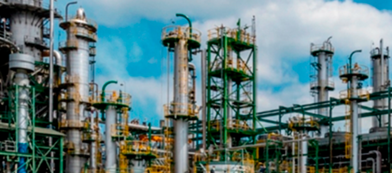 Refinería de Esmeraldas operará al 90% de su capacidad desde el 1 de junio, asegura el ministro Blum