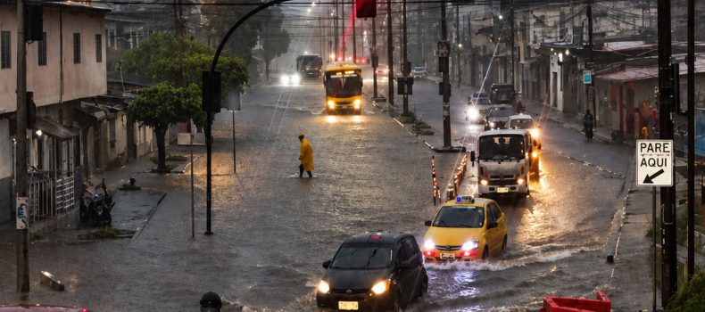 Inamhi advierte de lluvias y tormentas en una región de Ecuador hasta el 23 de septiembre