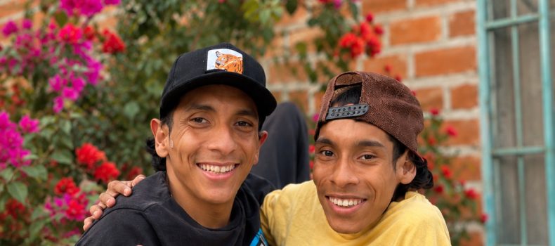 Pesar por fallecimiento de “Los Siameses de Milagro”, José Armando y José Luis Cevallos